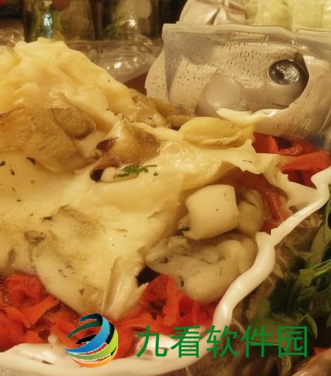 曹心梅，用爱与智慧点亮人生的舞台曹心梅最后和谁合葬