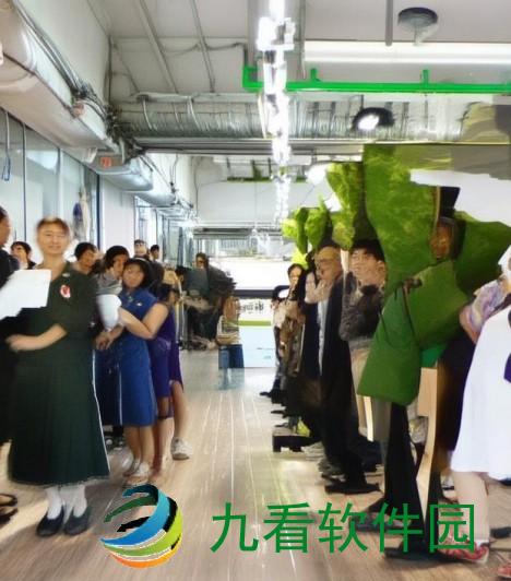仙踪林19岁免费版唇膏特点揭秘 舒适滋润让双唇绽放青春魅力